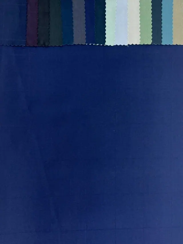 Design BHF 144 — polyester-viscose twill suiting
