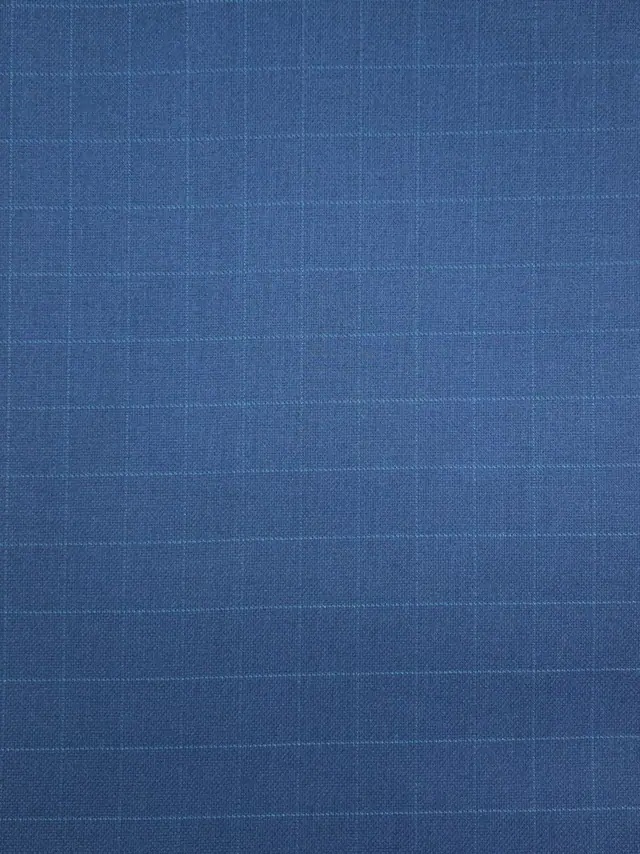 Design BHF 189 — polyester-viscose twill suiting