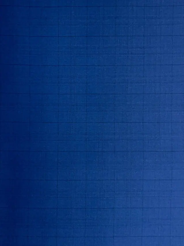 Design BHF 190 — polyester-viscose twill suiting