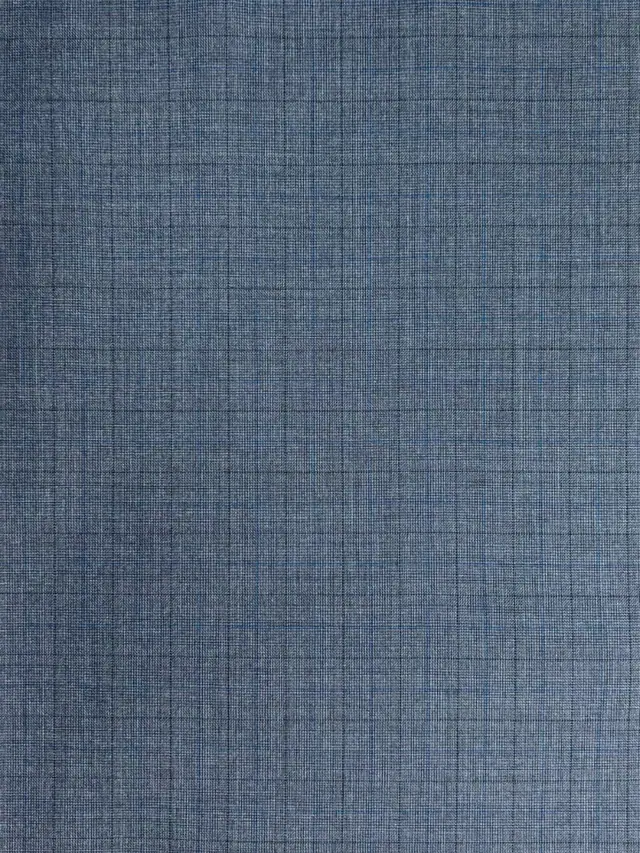 Design BHF 327 — polyester-viscose twill suiting