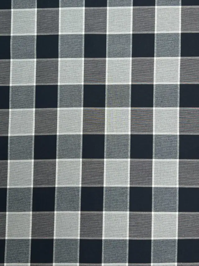 Design TRF 424 — cotton-polyester twill shirting